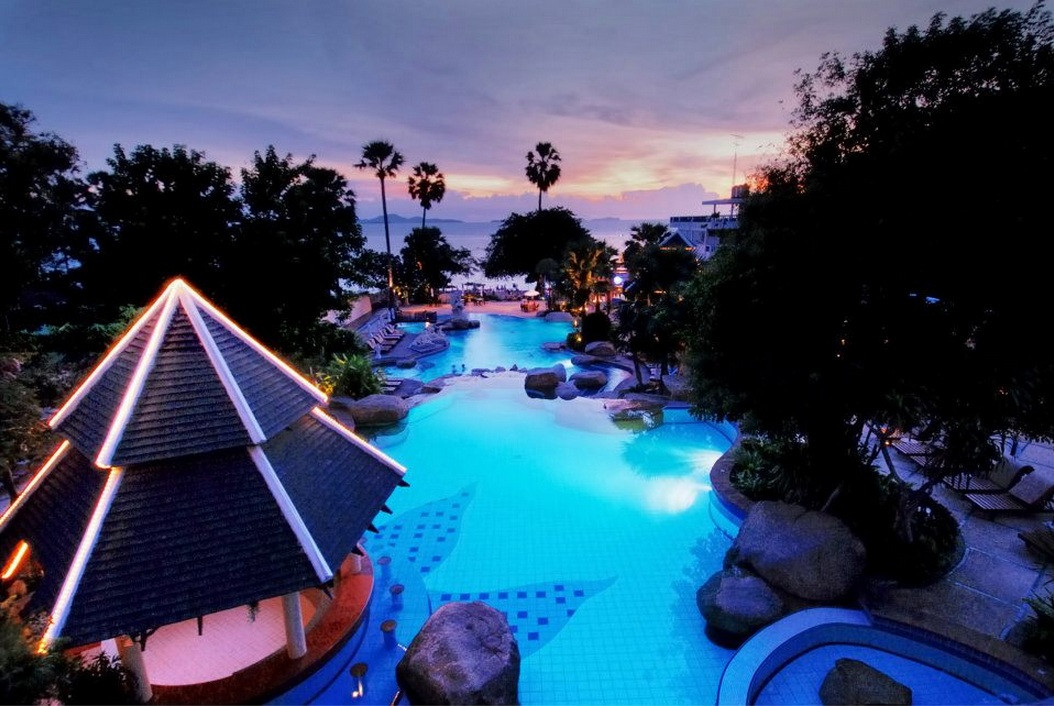 LONG BEACH GARDEN HOTEL AND PAVILION — фото 4