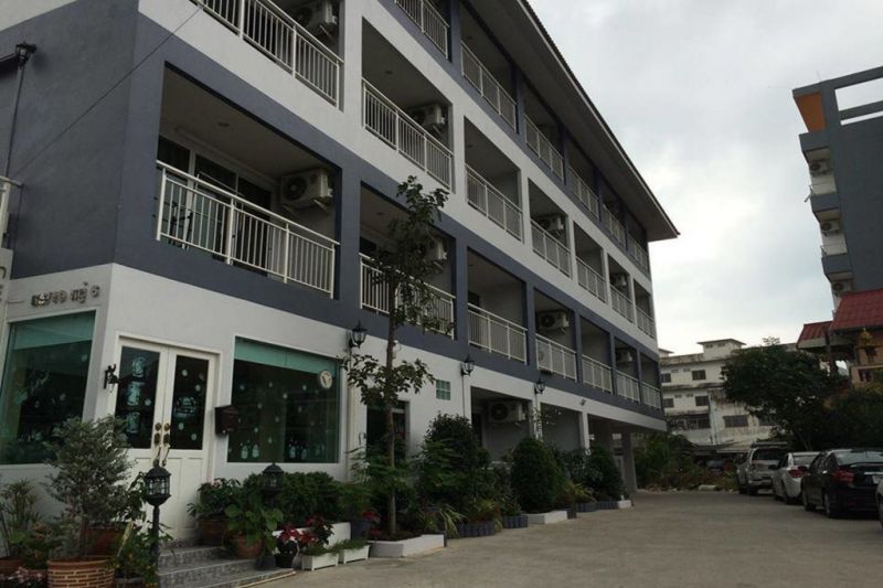 OYO 75389 PANDORA HOUSE