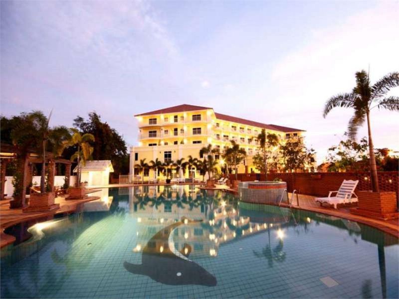 PATTAYA BAY HOTEL