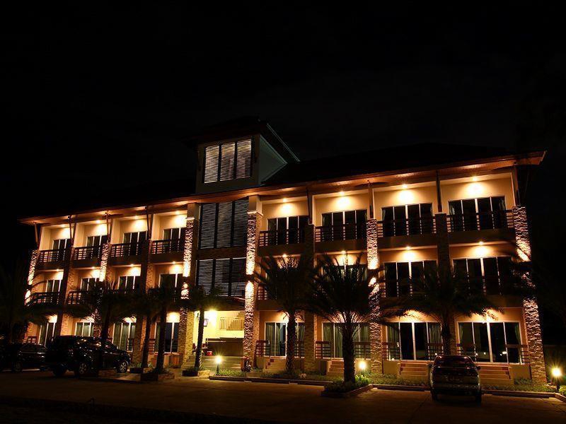 SRITRAKUL PLACE — фото 10
