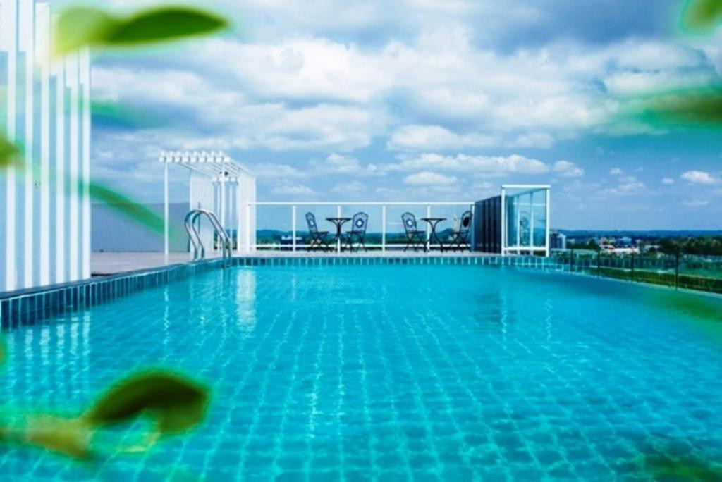 SUNDAY BEACHFRONT VIEW JOMTEIN (EX. D@SEA HOTEL) — фото 11