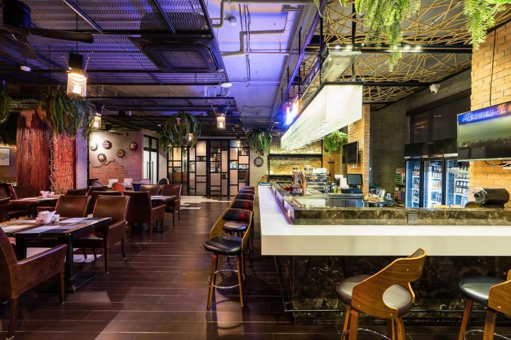 SURESTAY PLUS BY BEST WESTERN T PATTAYA — фото 11