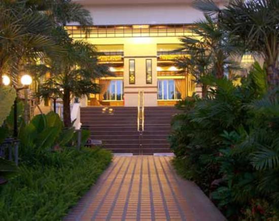 SWAN BEACH JOMTIEN PATTAYA