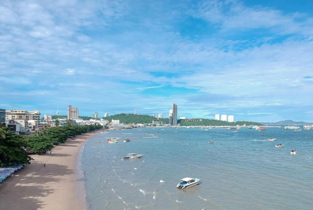 THE BAYVIEW PATTAYA (EX. SIAM BAYVIEW) — фото 3