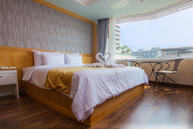 THE BEACH FRONT RESORT PATTAYA — фото 12