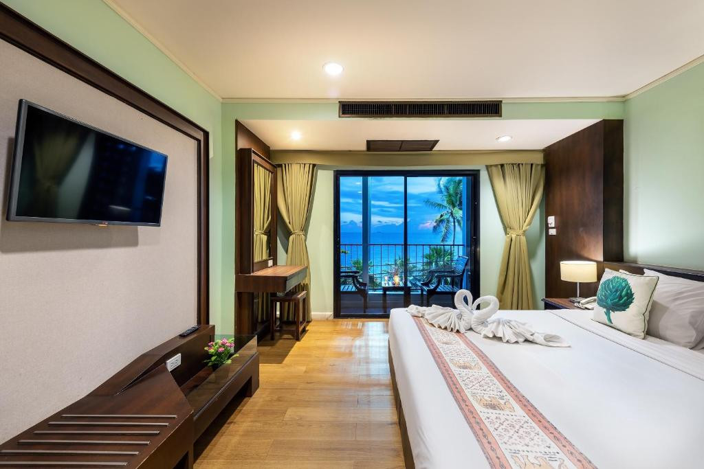 THE JOMTIEN TWELVE — фото 5