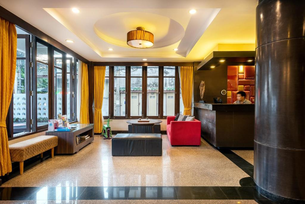 THE JOMTIEN TWELVE — фото 11
