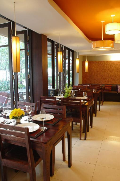THE JOMTIEN TWELVE — фото 14