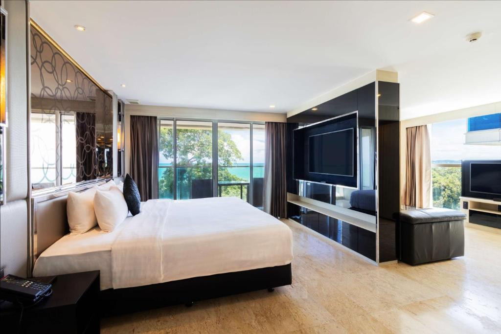 THE SANCTUARY RESORT PATTAYA BW SIGNATURE COLLECTION (EX. THE SANCTUARY PHRATAMNAK PATTAYA HOTEL) — фото 12