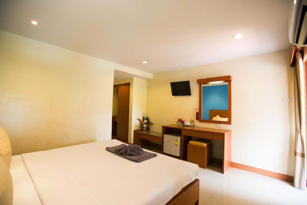 TWIN PALMS RESORT — фото 12