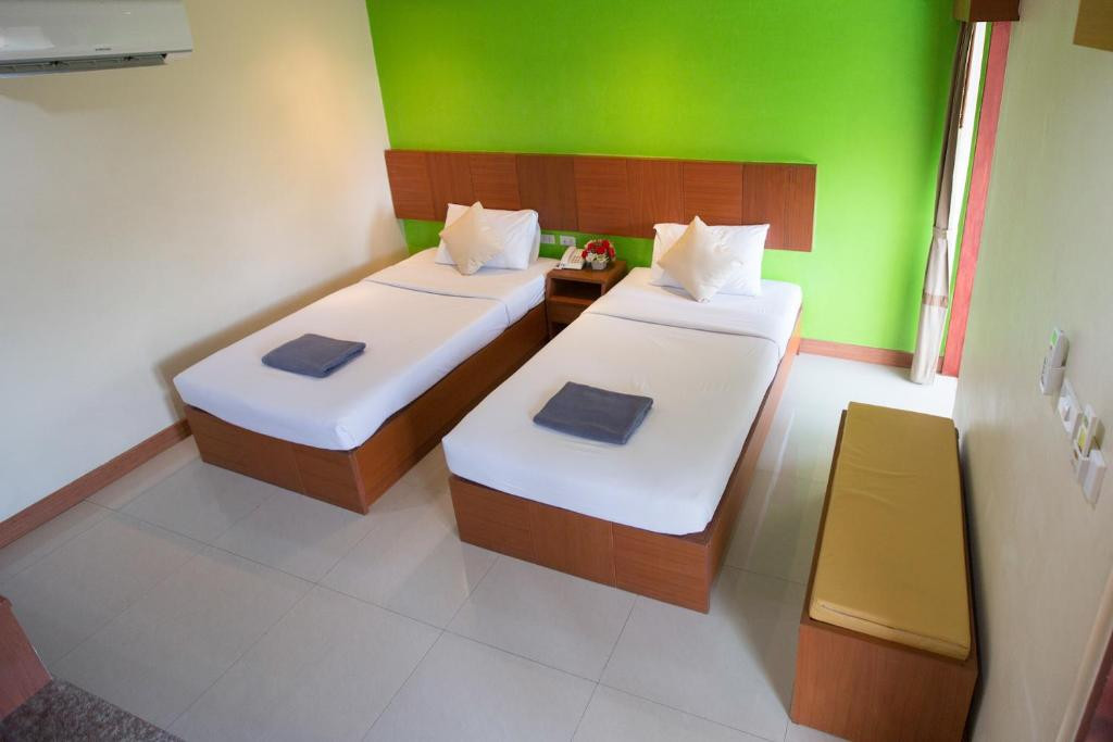 TWIN PALMS RESORT — фото 17