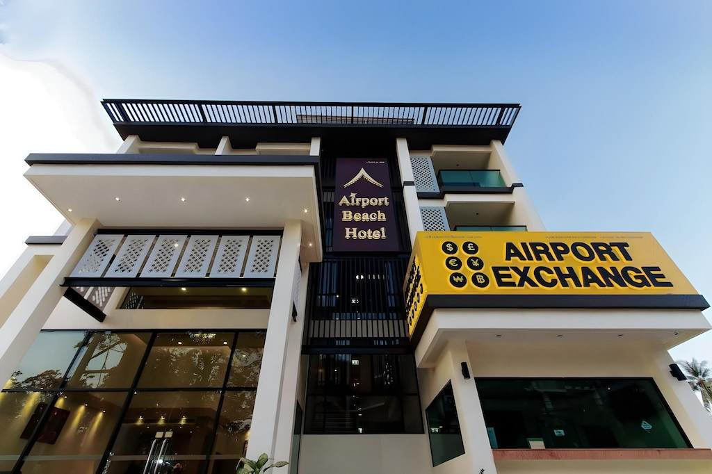 AIRPORT BEACH HOTEL PHUKET