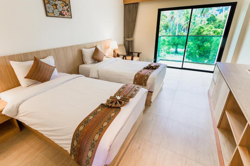 AIRPORT BEACH HOTEL PHUKET — фото 16