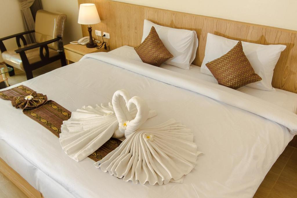 AIRPORT BEACH HOTEL PHUKET — фото 18