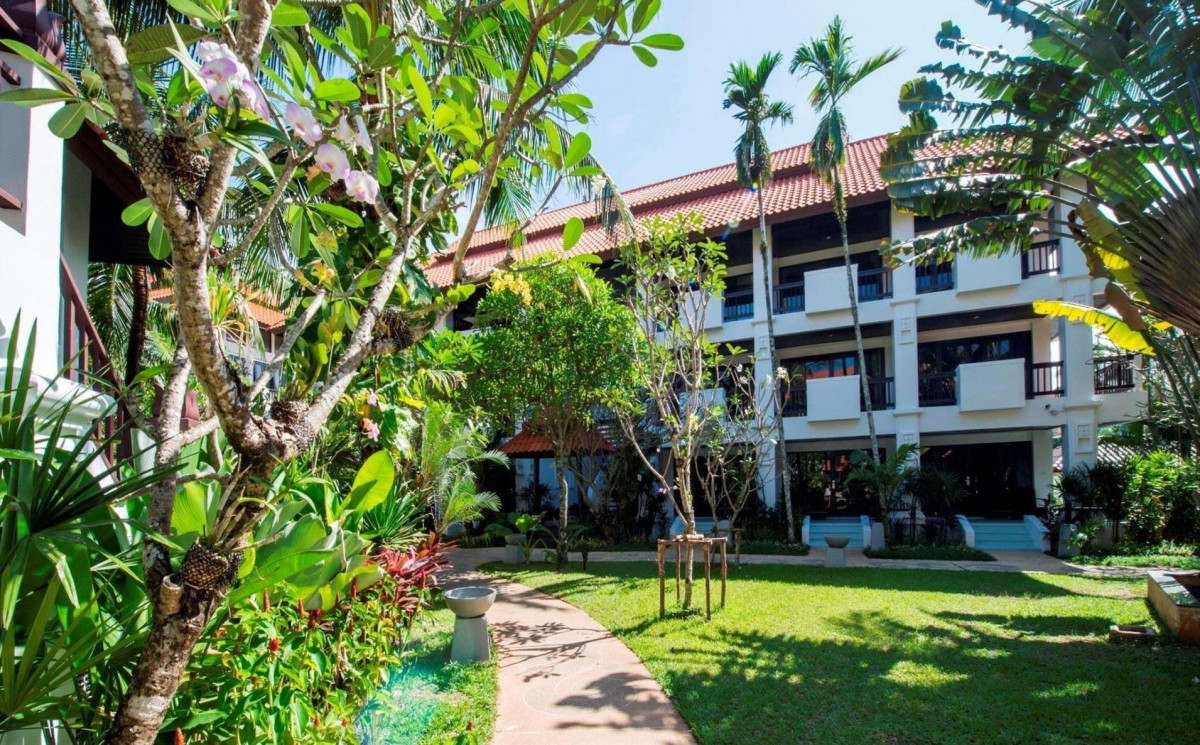 AKYRA BEACH CLUB PHUKET (EX. RANYATAVI RESORT)