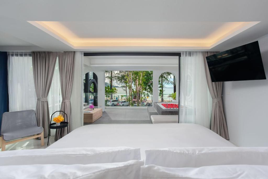 ANONA BEACHFRONT PHUKET RESORT — фото 3