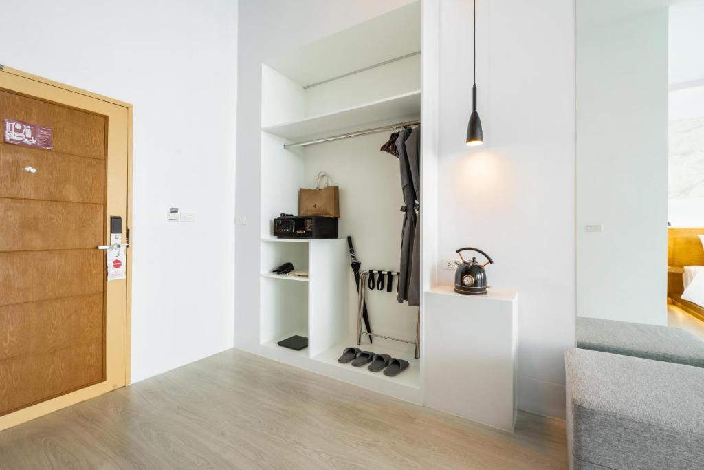 ANONA SUNSET BOUTIQUE — фото 17