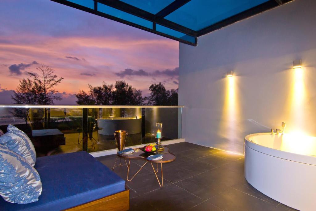 AWAY PHUKET LE CORAL (EX. LE CORAL HIDEAWAY BEYOND) — фото 6