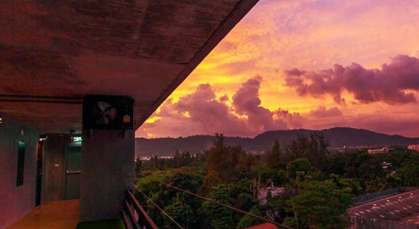 B2 PHUKET BOUTIQUE & BUDGET HOTEL — фото 2