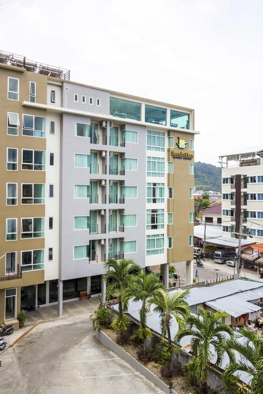 BAAN LUKKAN HOSTEL