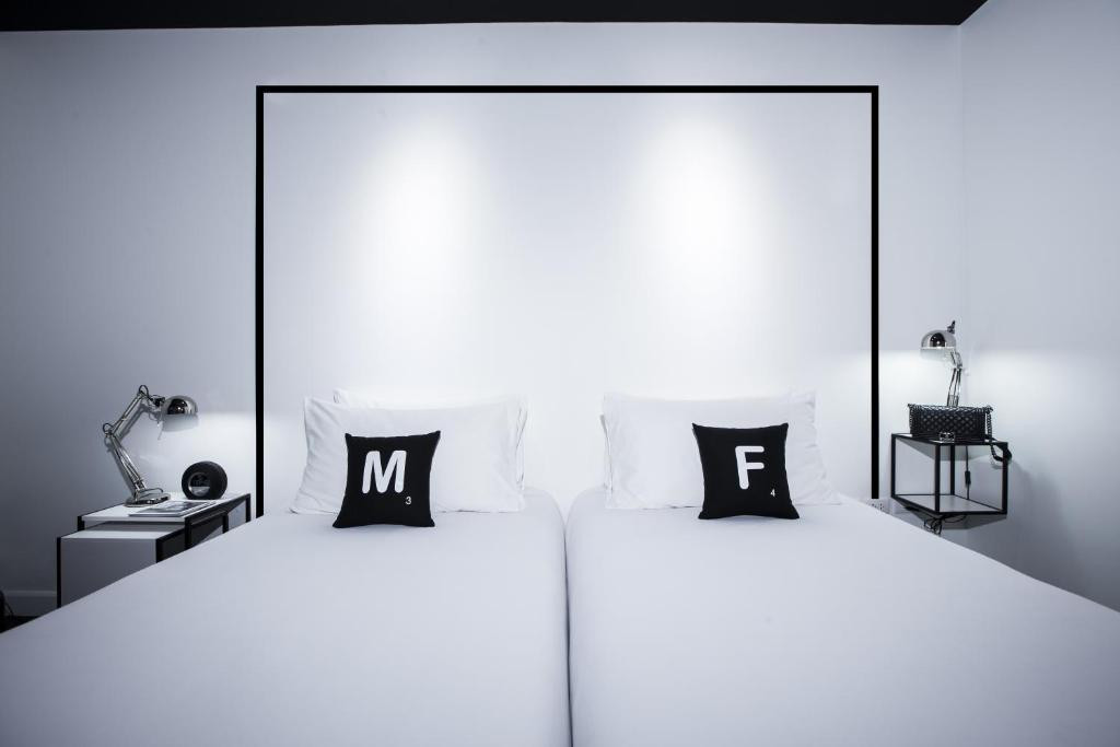 BLU MONKEY HUB AND HOTEL — фото 15