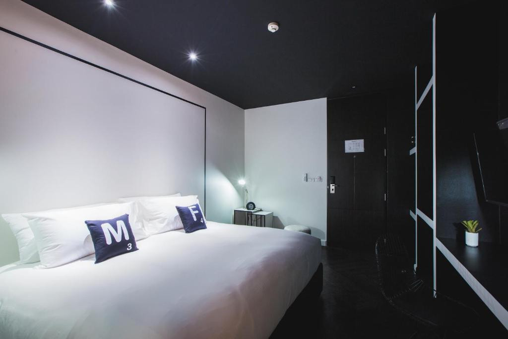 BLU MONKEY HUB AND HOTEL — фото 16