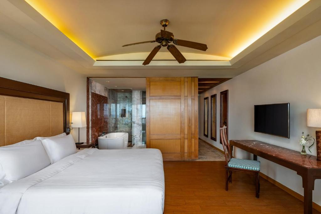 CENTARA GRAND BEACH RESORT PHUKET — фото 9