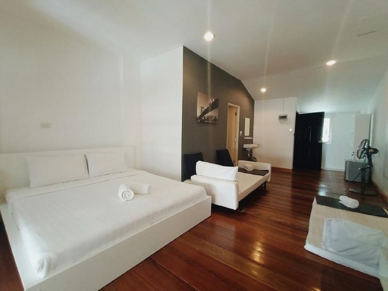 CHINO TOWN GALLERY GUESTHOUSE — фото 6