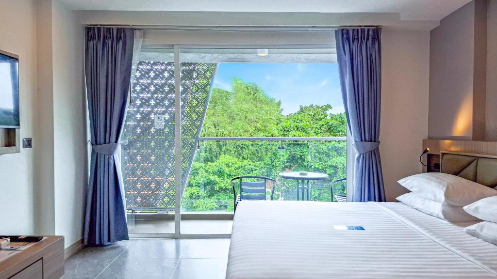 CLARIAN HOTEL BEACH PATONG (EX. ARAYA BEACH RESORT & SPA) — фото 4