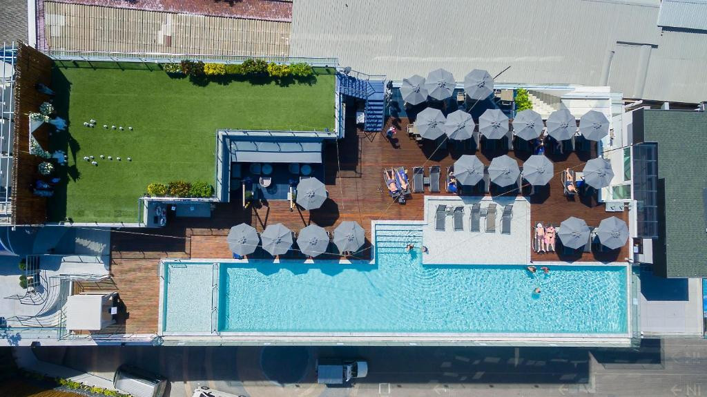 CLOVER HOTEL PATONG (EX. SURF HOTEL PATONG) — фото 12