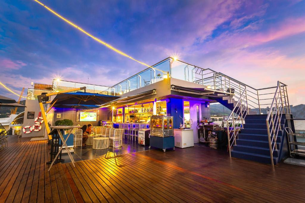 CLOVER HOTEL PATONG (EX. SURF HOTEL PATONG) — фото 17