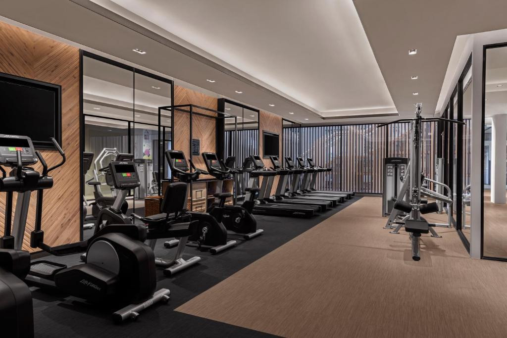 FOUR POINTS BY SHERATON PHUKET PATONG BEACH RESORT — фото 15