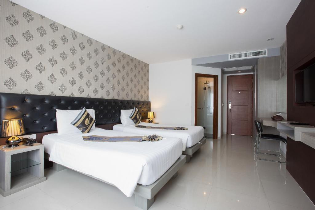 HEMINGWAYS SILK HOTEL — фото 18