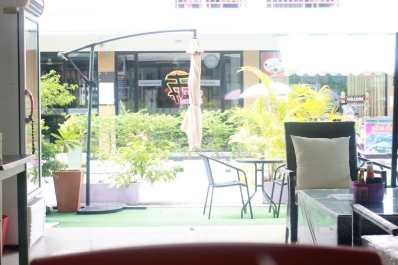 HOLIDAY HOME PATONG
