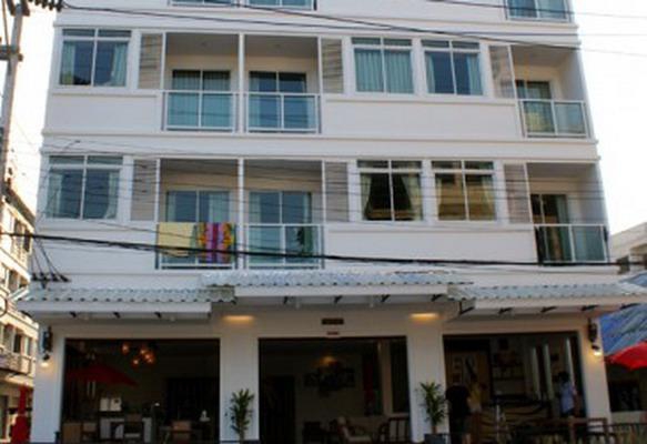 HOME 8 HOTEL