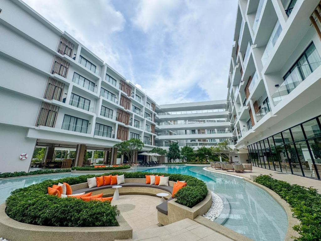 LAYA RESORT PHUKET ISLAND (EX.WANDA VISTA RESORT PHUKET ISLAND LAYA)