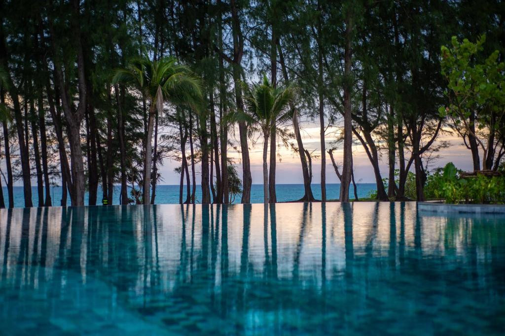 LE MERIDIEN PHUKET MAI KHAO BEACH RESORT — фото 5