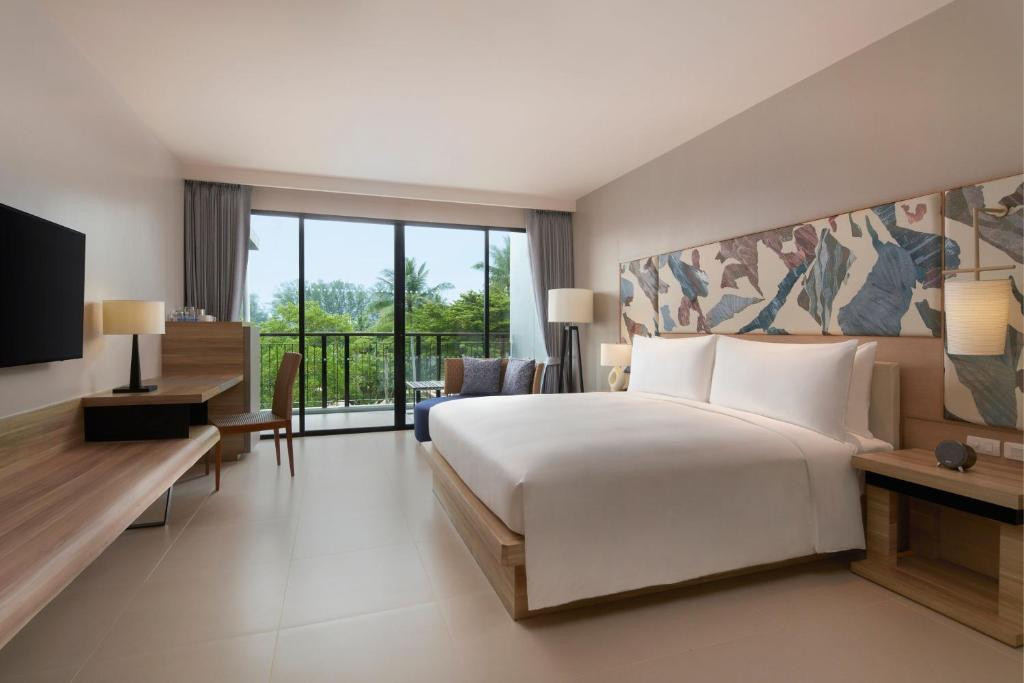 LE MERIDIEN PHUKET MAI KHAO BEACH RESORT — фото 8