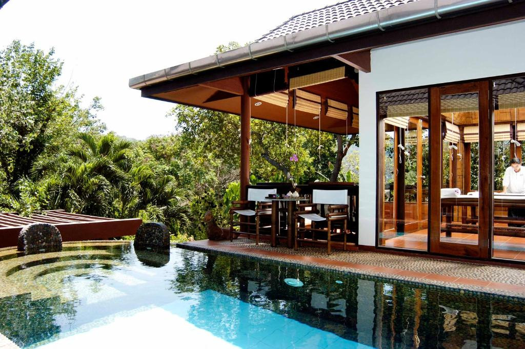 MOM TRIS VILLA ROYALE — фото 10