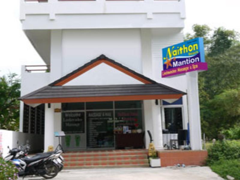 NAITHON BEACH MANSION