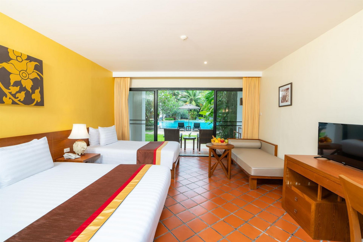 NAITHONBURI BEACH RESORT — фото 15