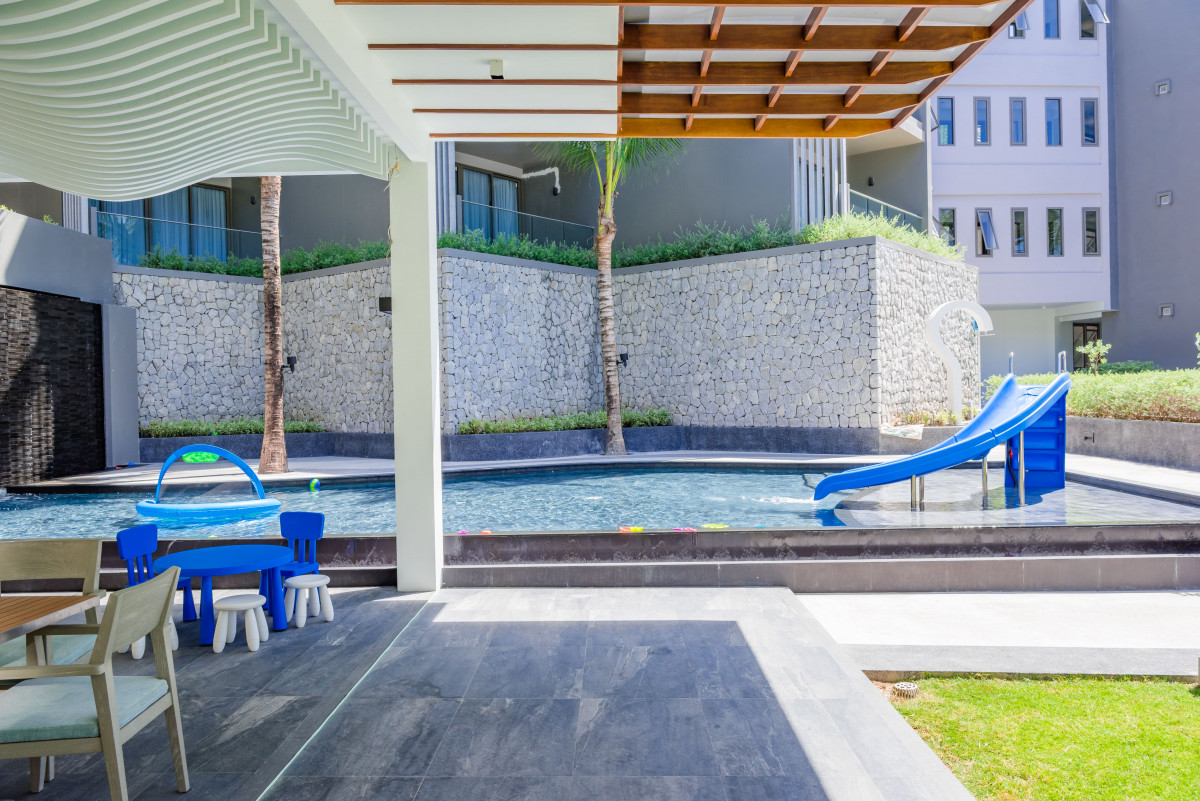 OCEANFRONT BEACH RESORT AND SPA — фото 11