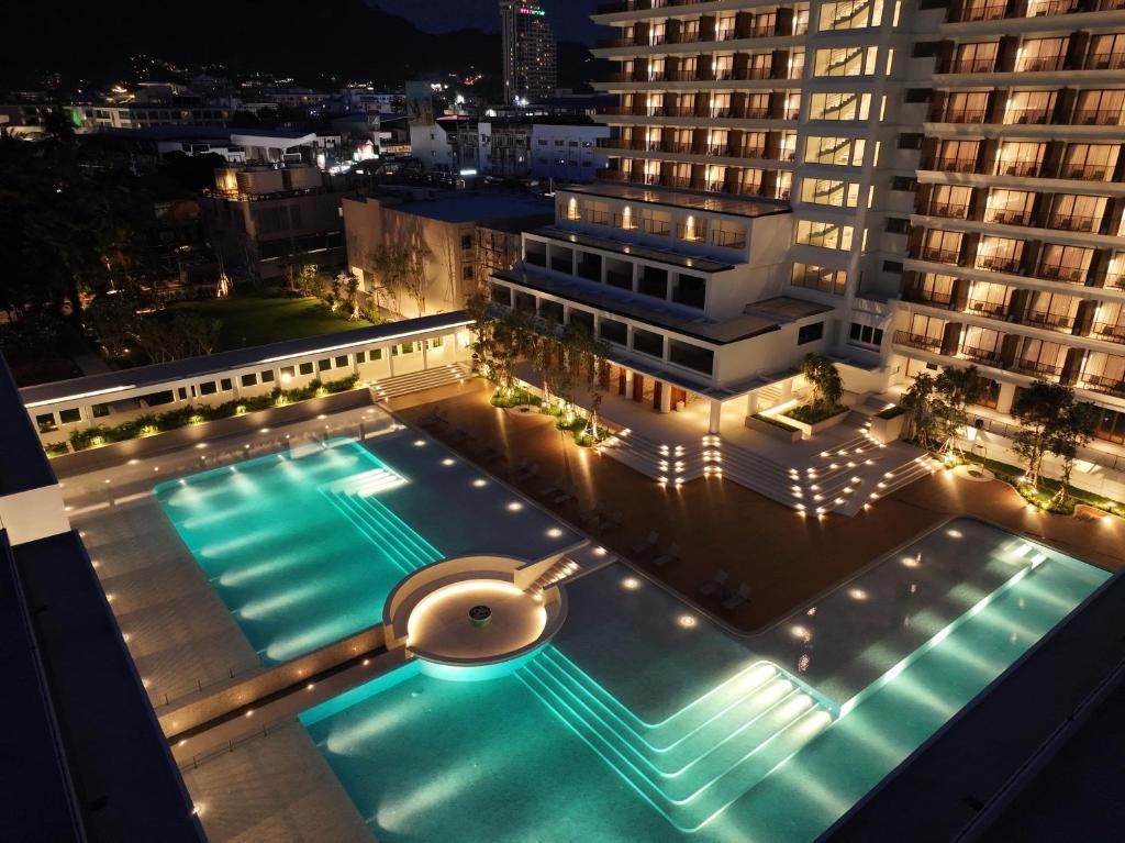 PATONG BEACH HOTEL — фото 14