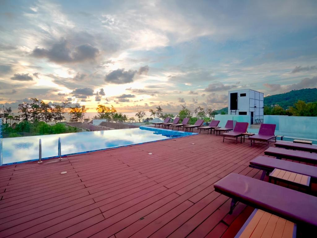 PHOENIX HOTEL KARON BEACH — фото 16