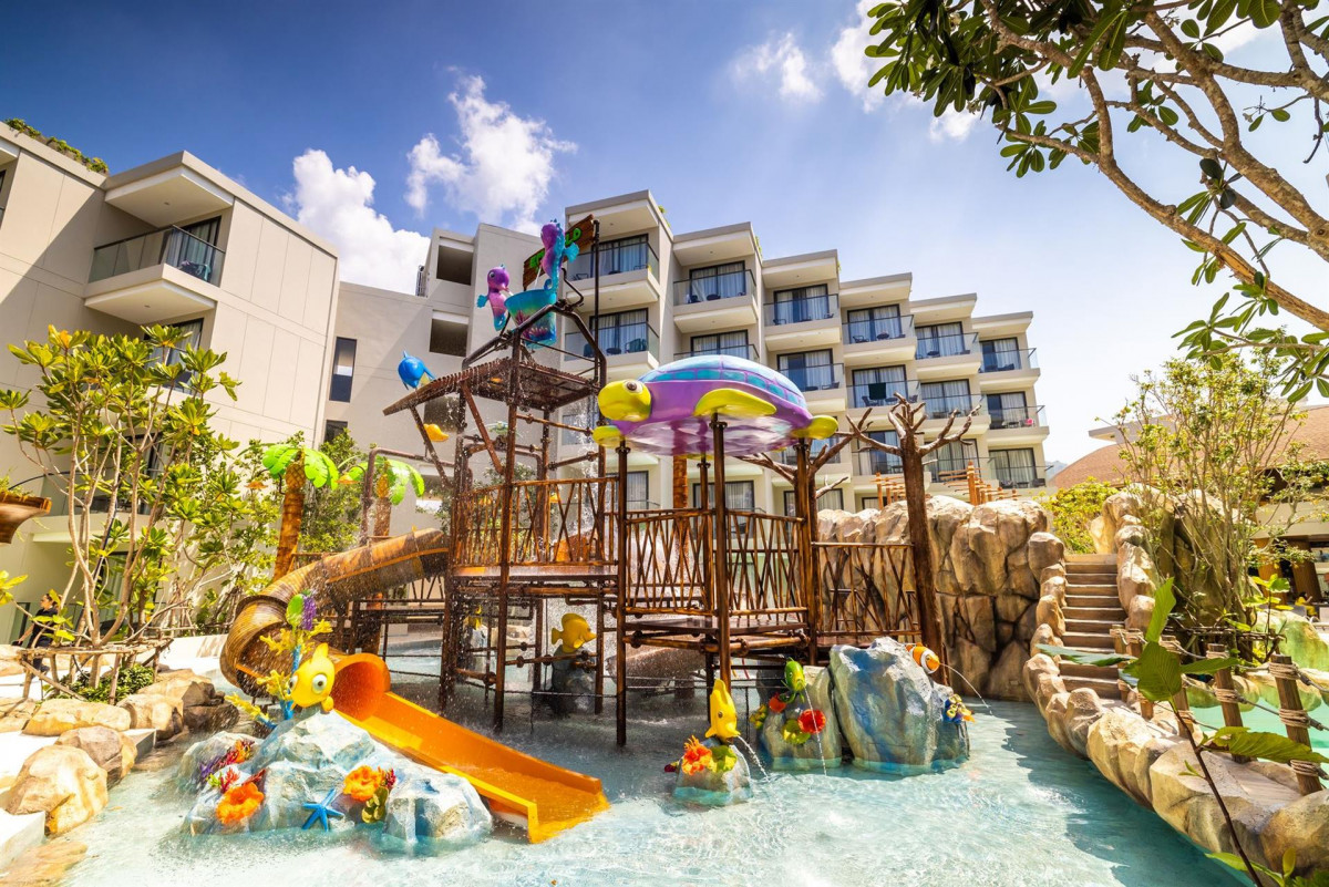 PHUKET EMERALD BEACH RESORT — фото 4