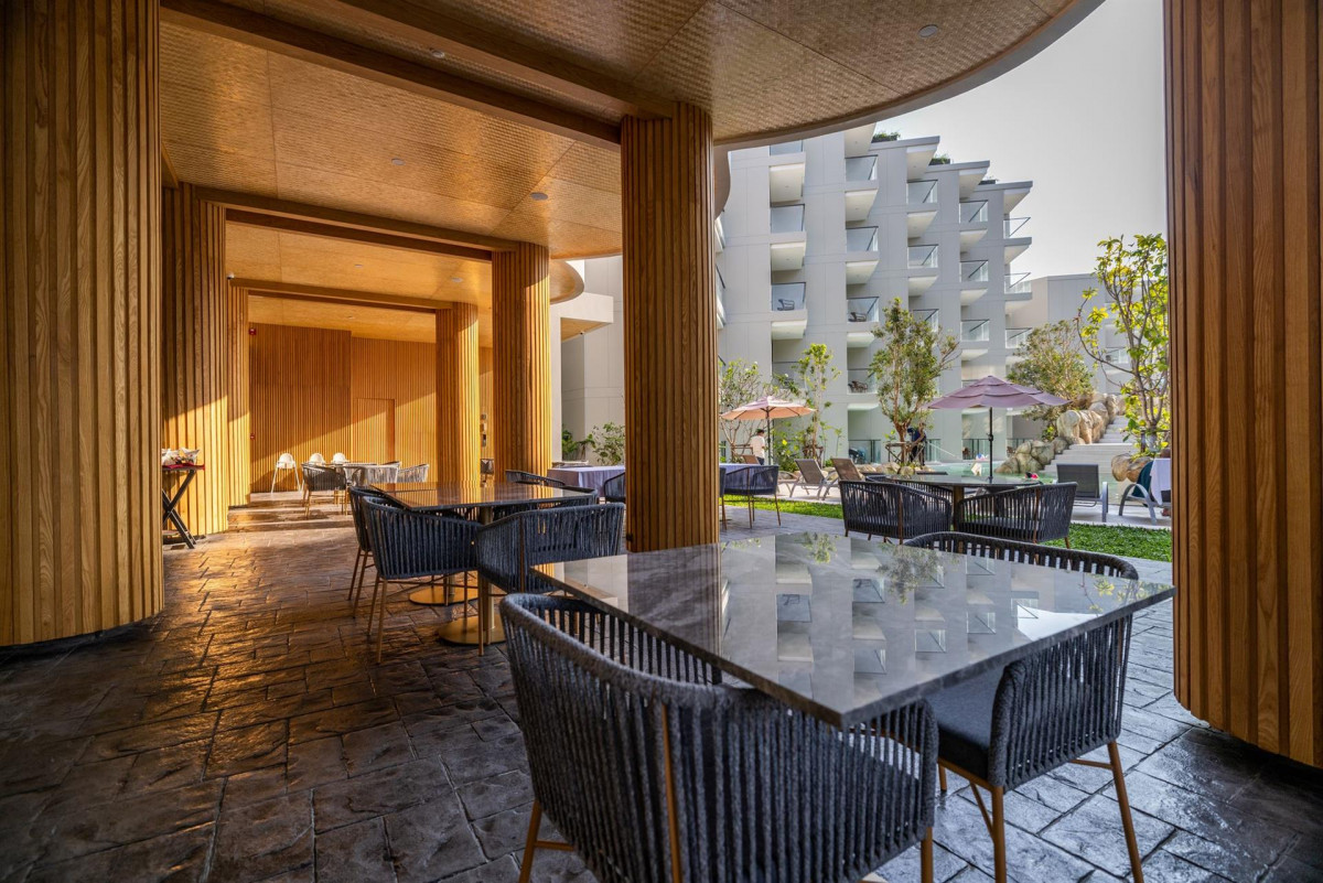 PHUKET EMERALD BEACH RESORT — фото 18
