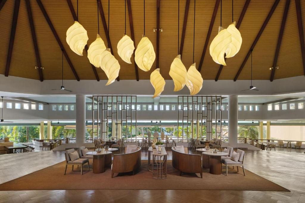 PHUKET MARRIOTT RESORT & SPA MERLIN BEACH (EX. MERLIN BEACH RESORT) — фото 12