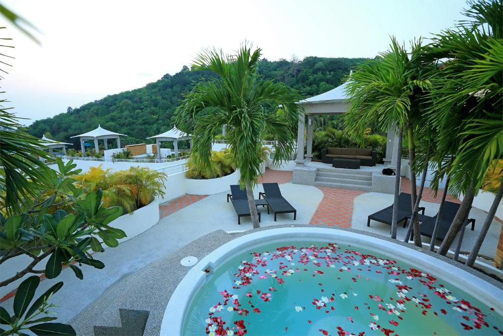 PHUNAWA RESORT (EX. KARON SOVEREIGN ALL SUITE RESORT) — фото 12