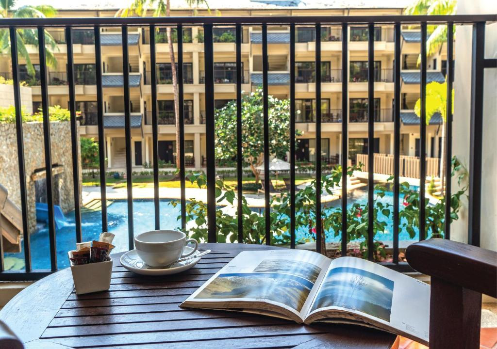 RADISSON RESORT & SUITES PHUKET (EX. SWISSOTEL SUITES PHUKET KAMALA BEACH) — фото 2