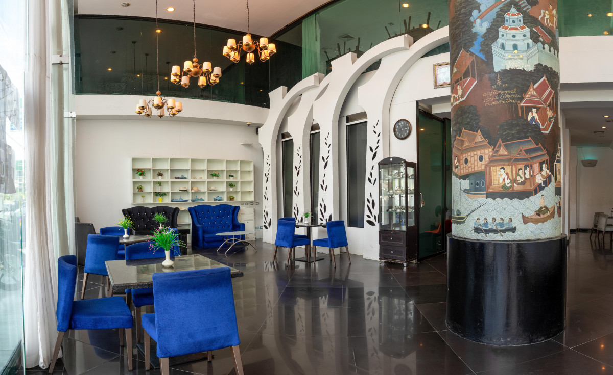 SHARAYA DELUXE PATONG (EX. RAHA GRAND HOTEL, NARA GRANDEUR HOTEL)